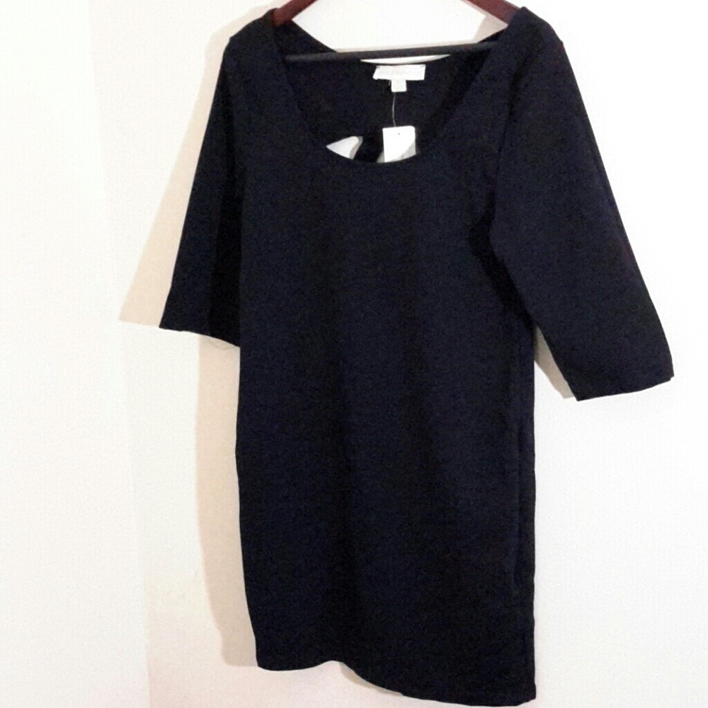 Nikki Minaj little black dress